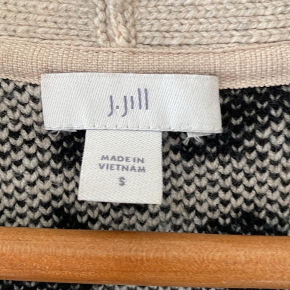 J. Jill Leopard Print Button Up Relaxed Fit Soft Cardigan Sweater Size S - Picture 8 of 14